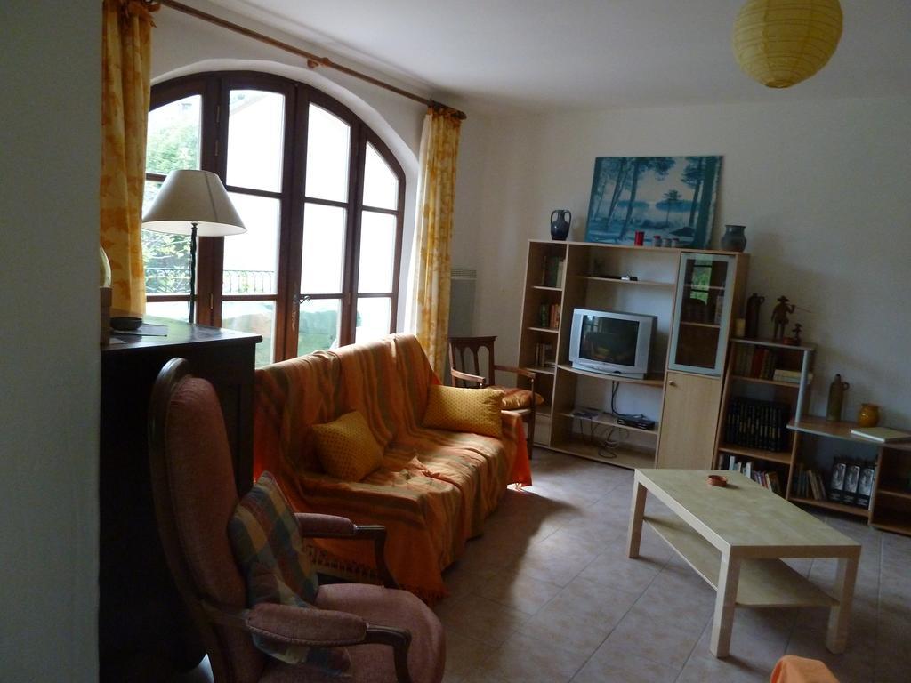 Bed and Breakfast Le Val Léron Valaurie Esterno foto