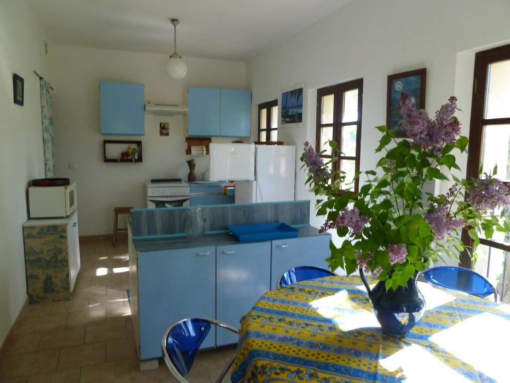 Bed and Breakfast Le Val Léron Valaurie Esterno foto
