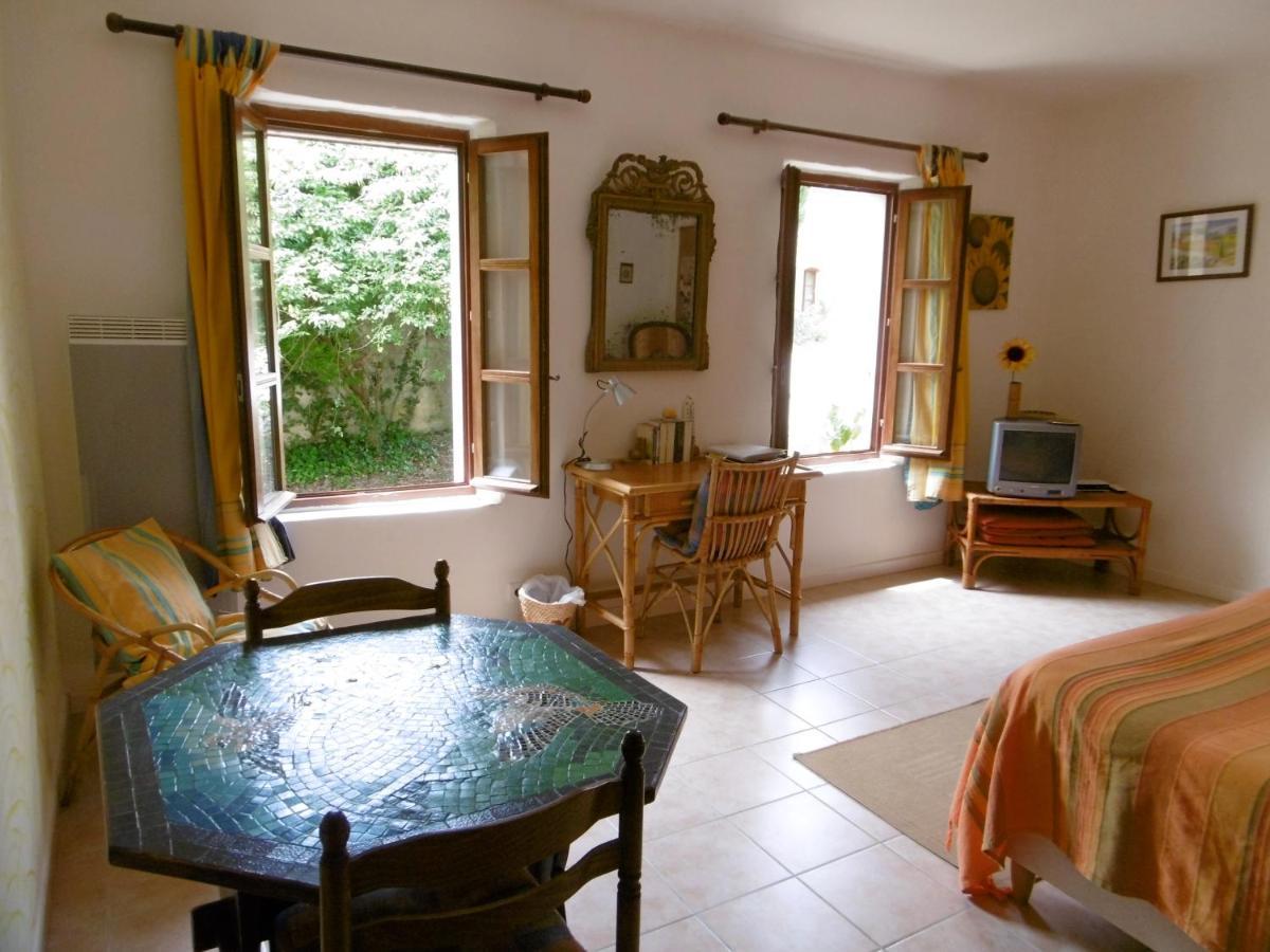 Bed and Breakfast Le Val Léron Valaurie Esterno foto
